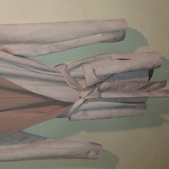 Zara Light Pink Faux Suede Hooded Raw Edge Front Belted Zara Jacket M - Picture 4 of 7